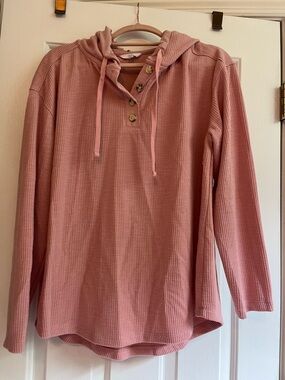 Time and Tru Dusty Pink Ribbed Henley Hoodie